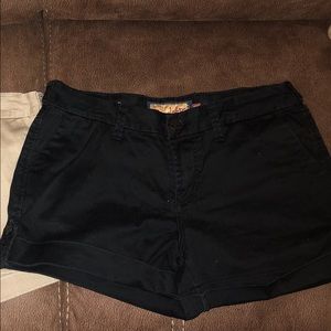 Dear John, Women’s shorts